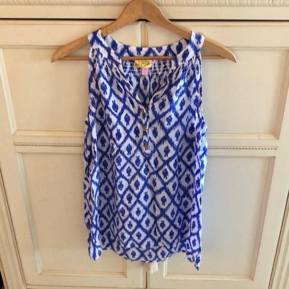 Lilly Pulitzer Tops - Lilly Pulitzer Blue and White Printed Top